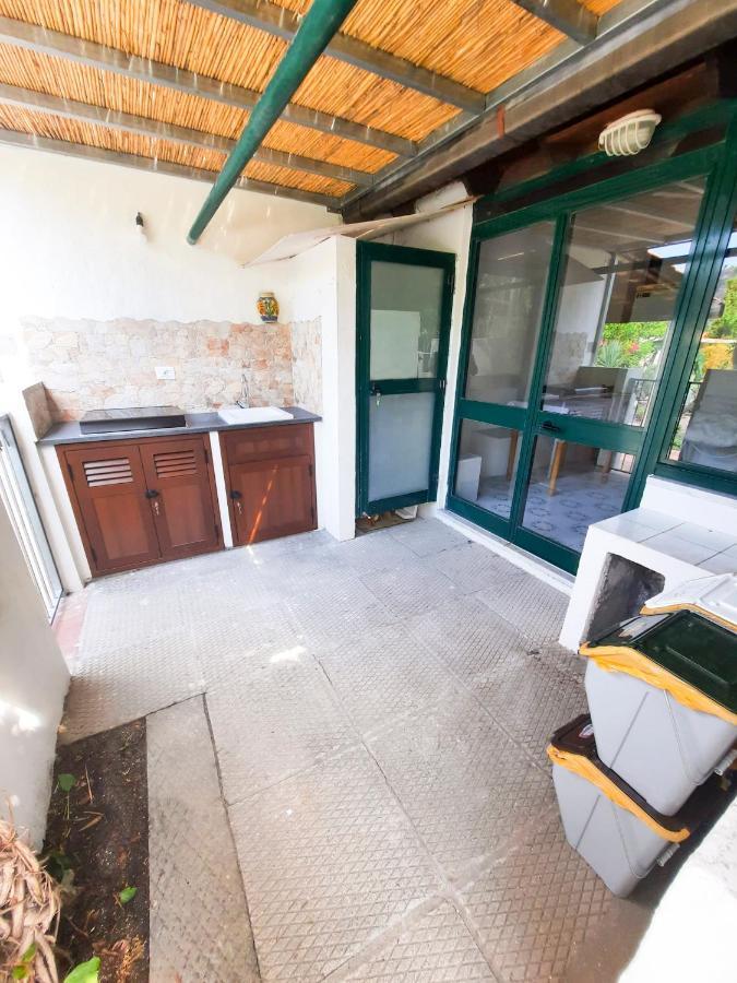 Residence Vulcano Cottage Bagian luar foto